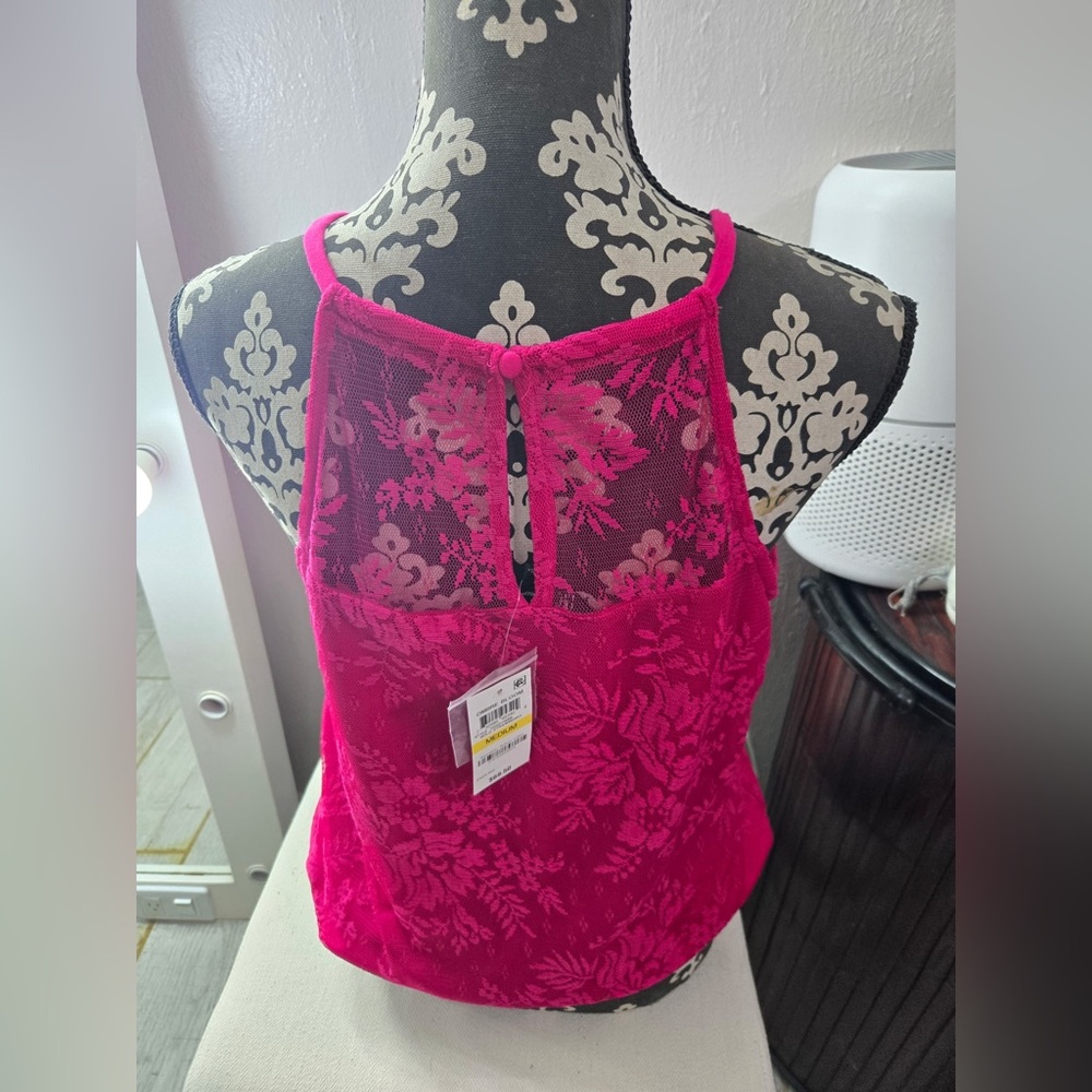 INC International Concepts Red and White Embellished Sleeveless Blouse - Picture 3 of 4